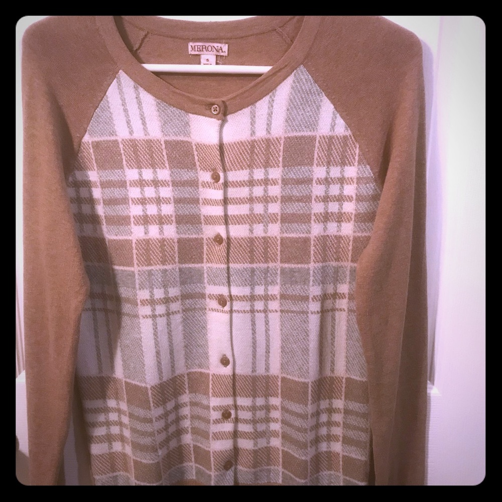 Meridian tan plaid check sweater.  Small